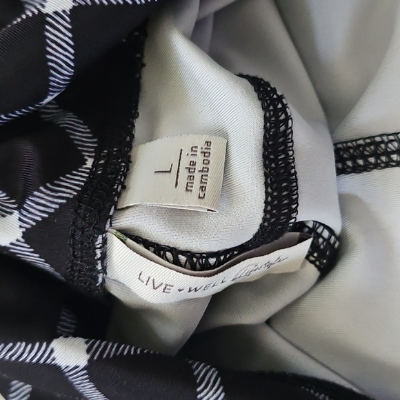 Cato Black and White Window Pane Plaid Leggings - Picture 7 of 14